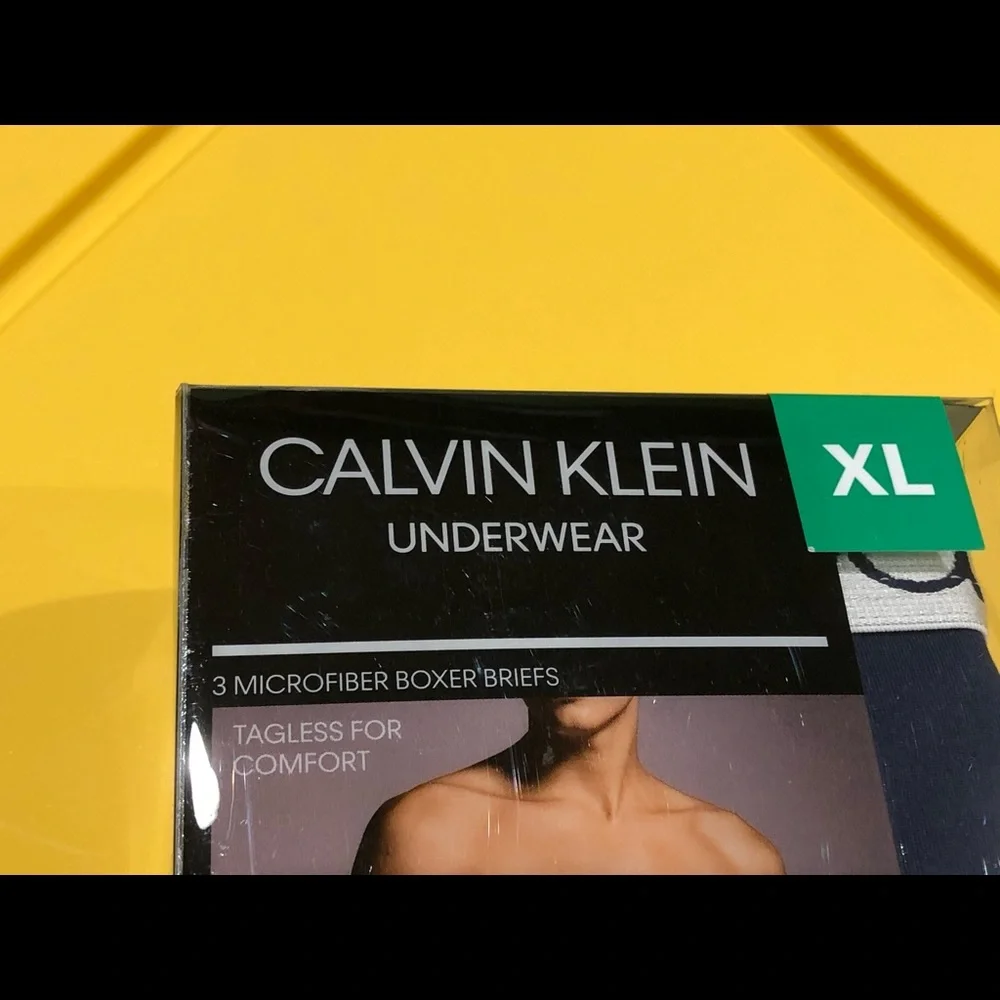 2 men underwear XL microfiber boxer briefs‎